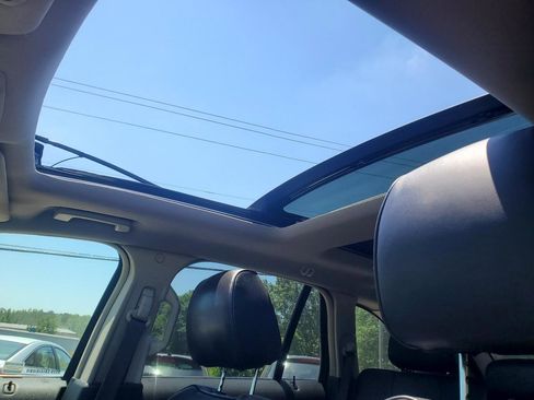 Used 2015 Lincoln MKX AWD w/ Equipment Group 102A image 18