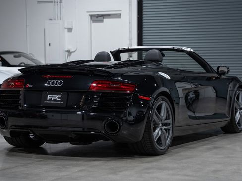 Used 2014 Audi R8 V8 AWD/4WD image 6