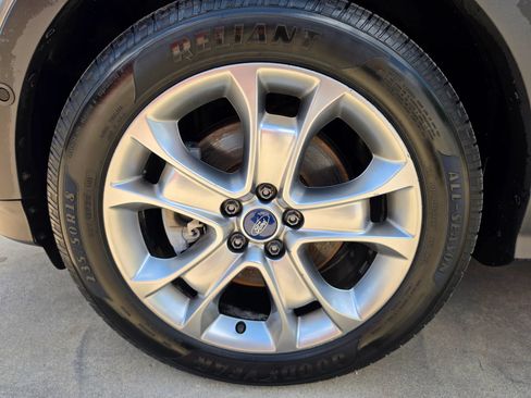 Used 2014 Ford Escape Titanium w/ Equipment Group 401A AWD/4WD image 34