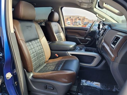Used 2017 Nissan Titan Platinum Reserve image 12