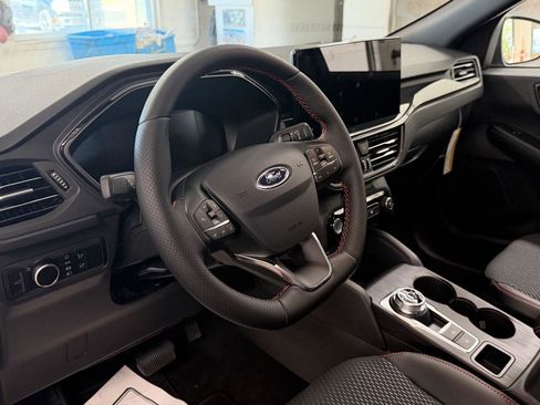 New 2026 Ford Escape ST-Line w/ Tech Pack #1 image 13