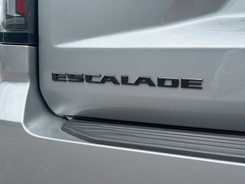 Used 2026 Cadillac Escalade Platinum Sport w/ LPO, ONYX Package AWD/4WD image 45