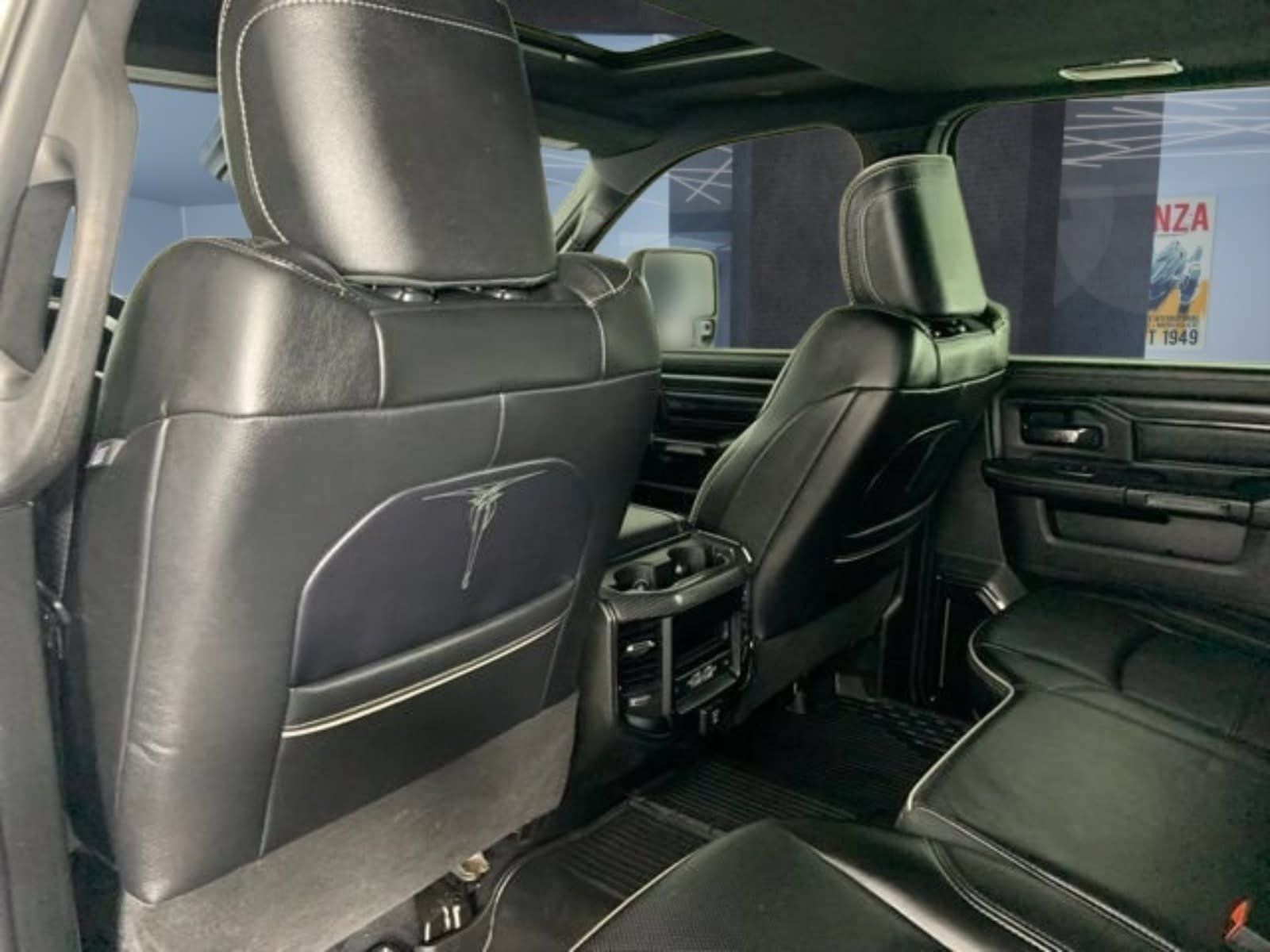 Used 2024 RAM 3500 Limited w/ Night Edition AWD/4WD image 20
