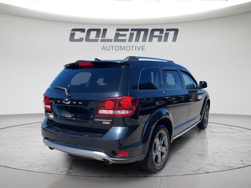 Used 2017 Dodge Journey Crossroad FWD image 5