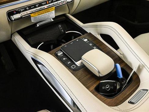 New 2026 Mercedes-Benz GLE 350 4MATIC image 13