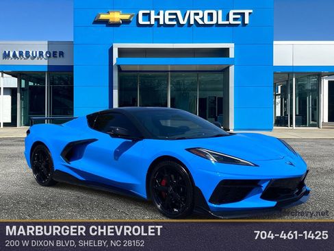 Used 2021 Chevrolet Corvette Stingray Preferred Cpe w/ Engine Appearance Package RWD image 1