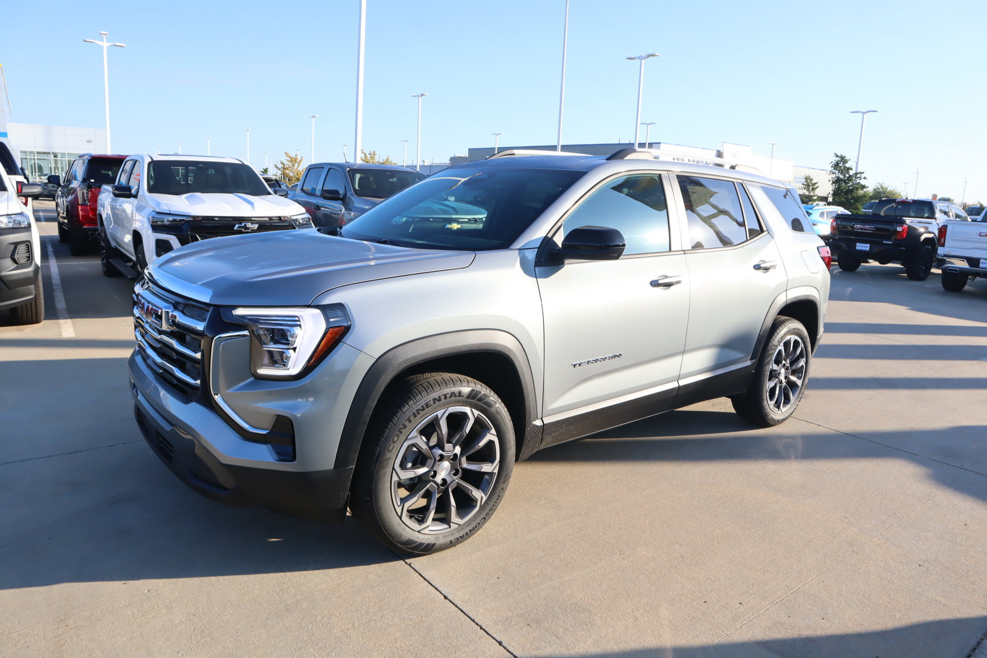 New 2027 GMC Terrain Elevation w/ Elevation Premium Package FWD image 12
