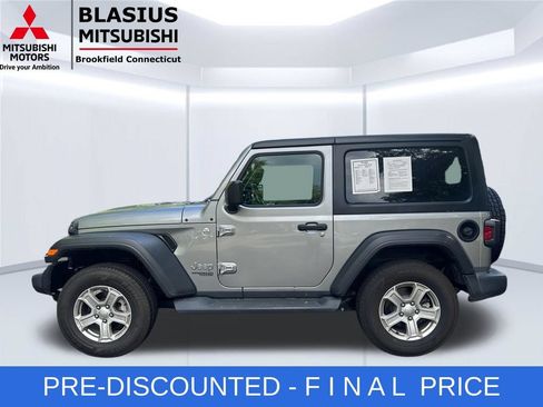 Used 2020 Jeep Wrangler Sport AWD/4WD image 9