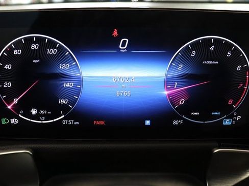 Certified 2025 Mercedes-Benz GLB 250 4MATIC image 23