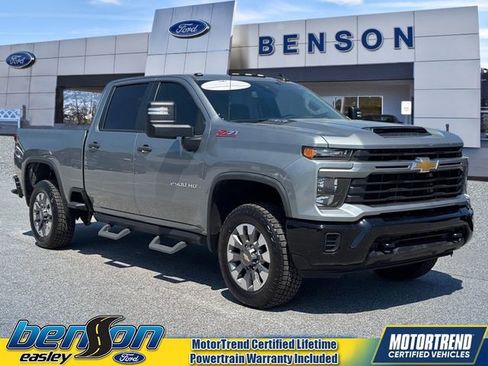 Used 2024 Chevrolet Silverado 2500 Custom w/ Custom Value Package AWD/4WD image 1