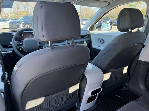 New 2026 Hyundai Ioniq 5 SE image 30