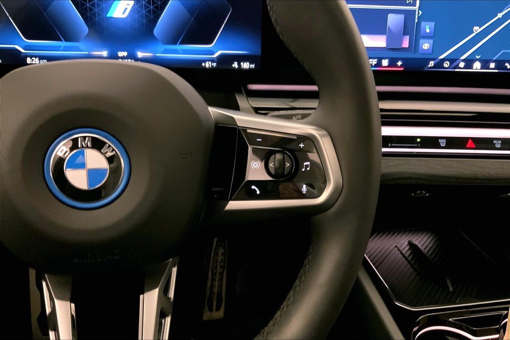 Used 2025 BMW i5 xDrive40 w/ M Sport Package AWD/4WD image 18