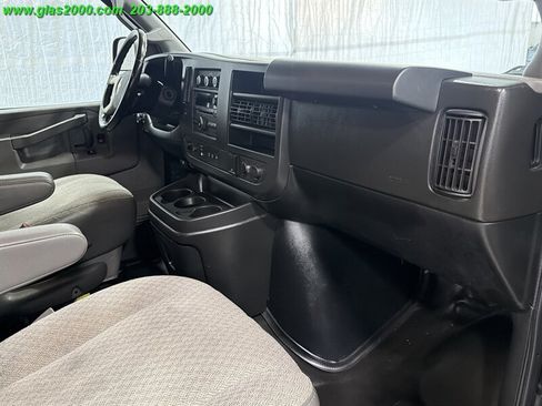 Used 2019 Chevrolet Express 2500 LS w/ Driver Convenience Package RWD image 5