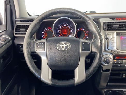 Used 2013 Toyota 4Runner Limited image 13