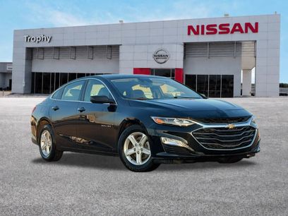 Used 2025 Chevrolet Malibu LT