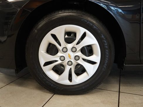Used 2019 Chevrolet Cruze LS FWD image 14
