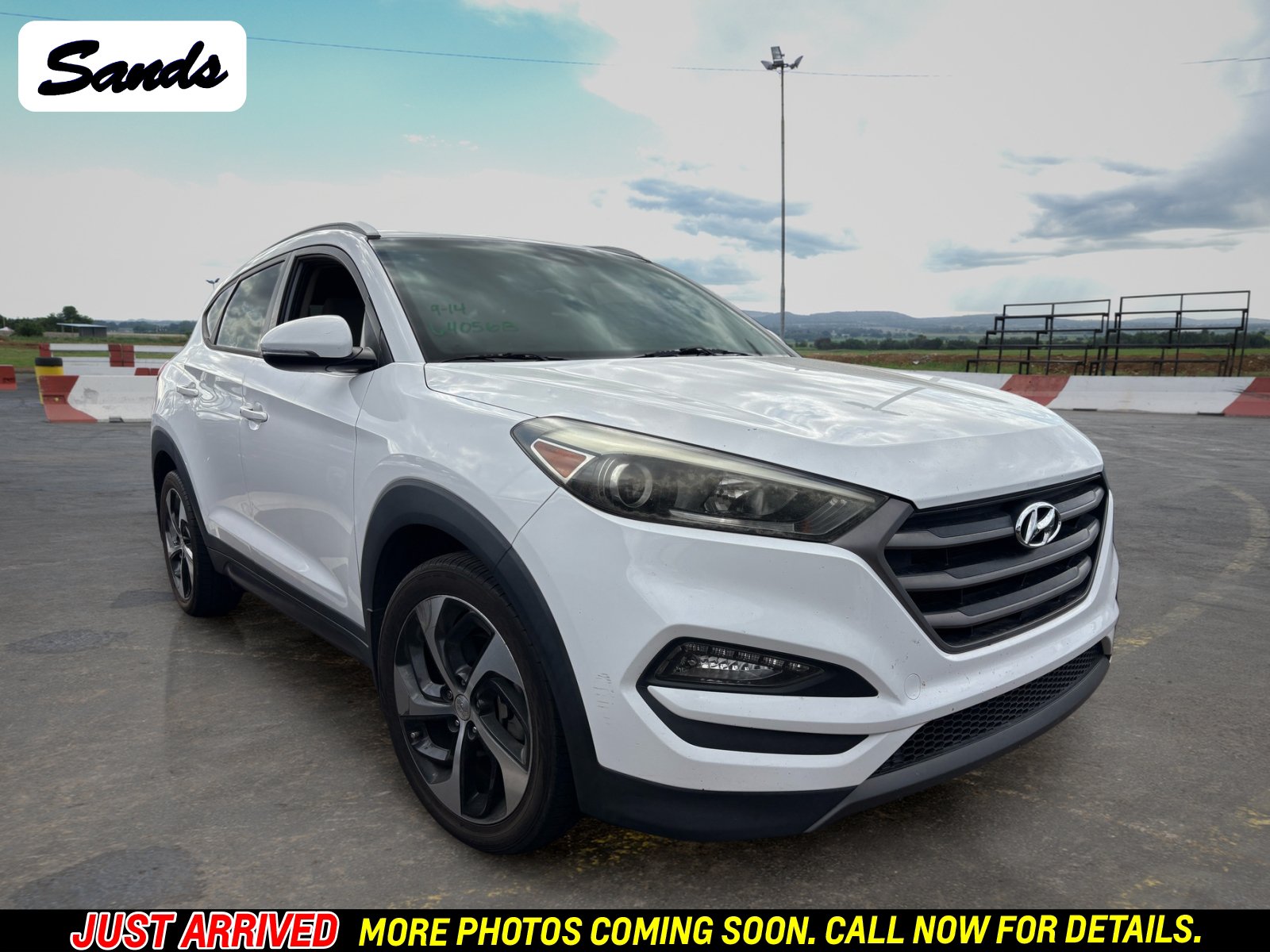 Used 2016 Hyundai Tucson Sport FWD image 1