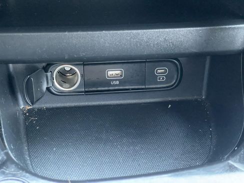 Used 2024 Kia Seltos S FWD image 29