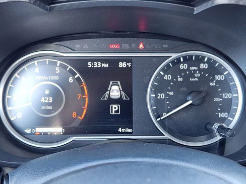 New 2025 Nissan Versa SR w/ Trunk Package FWD image 23