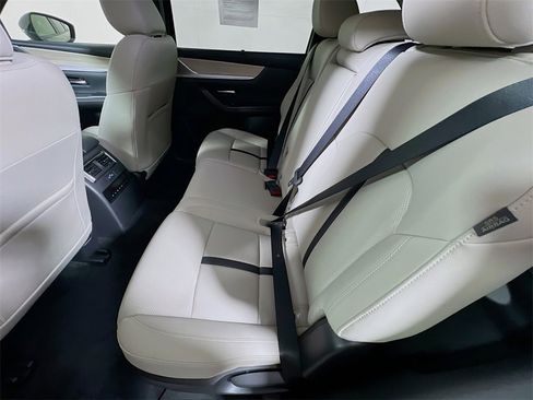 Used 2025 MAZDA CX-70 3.3 Turbo w/ Preferred Package image 20