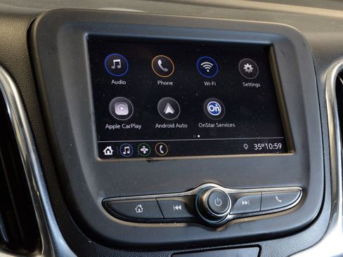 Used 2020 Chevrolet Equinox LT image 23