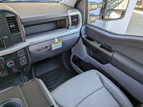 Certified 2024 Ford F350 XL w/ XL Chrome Package RWD image 17