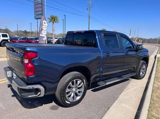 Used 2021 Chevrolet Silverado 1500 LT w/ Z71 Off-Road Package video 2