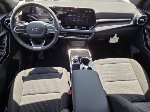 New 2026 Chevrolet Equinox LT w/ Midnight Edition FWD image 7