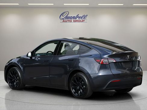 Used 2024 Tesla Model Y Long Range AWD/4WD image 6