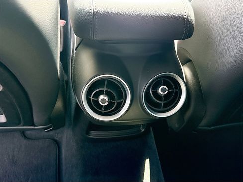 Used 2018 Alfa Romeo Stelvio Sport w/ Quick Order Package 22J Sport image 28