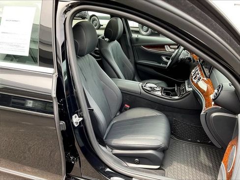 Certified 2020 Mercedes-Benz E 350 4MATIC Sedan image 31
