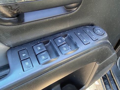 Used 2015 Chevrolet Silverado 1500 W/T image 6