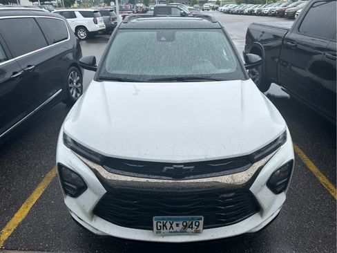 Used 2021 Chevrolet TrailBlazer RS w/ Sun and Liftgate Package AWD/4WD image 6