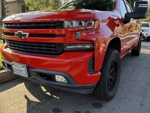 Used 2021 Chevrolet Silverado 1500 RST w/ Convenience Package II AWD/4WD image 1
