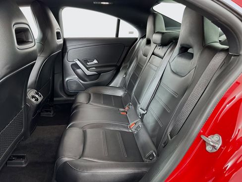 Used 2020 Mercedes-Benz CLA 250 w/ Premium Package image 28