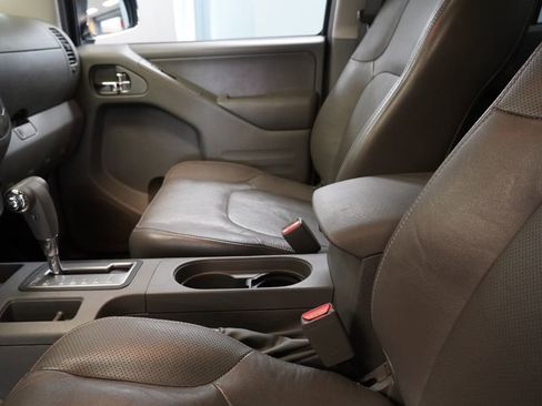 Used 2016 Nissan Frontier SL image 7