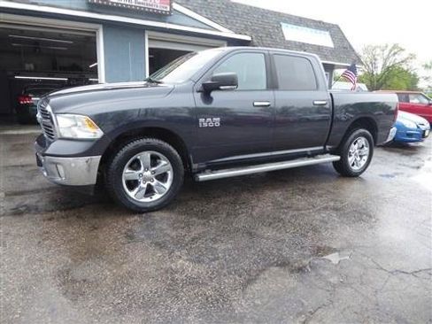 Used 2015 RAM 1500 Big Horn AWD/4WD image 3
