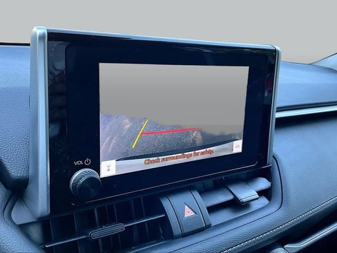 Certified 2024 Toyota RAV4 LE AWD/4WD image 27