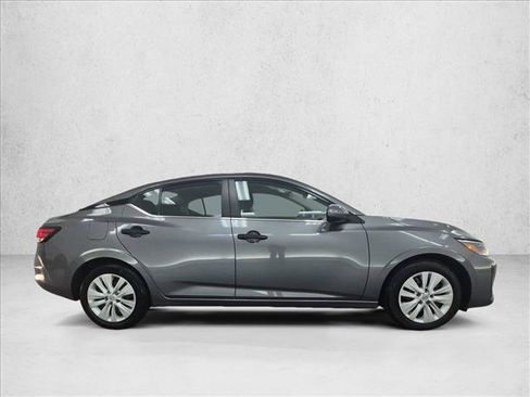 Used 2025 Nissan Sentra S FWD image 4