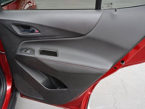 Used 2022 Chevrolet Equinox RS w/ RS Leather Package image 16