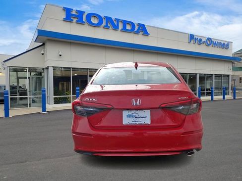 Used 2023 Honda Civic Sport image 5