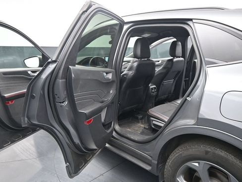 Used 2023 Ford Escape ST-Line w/ Tech Pack #1 FWD image 18