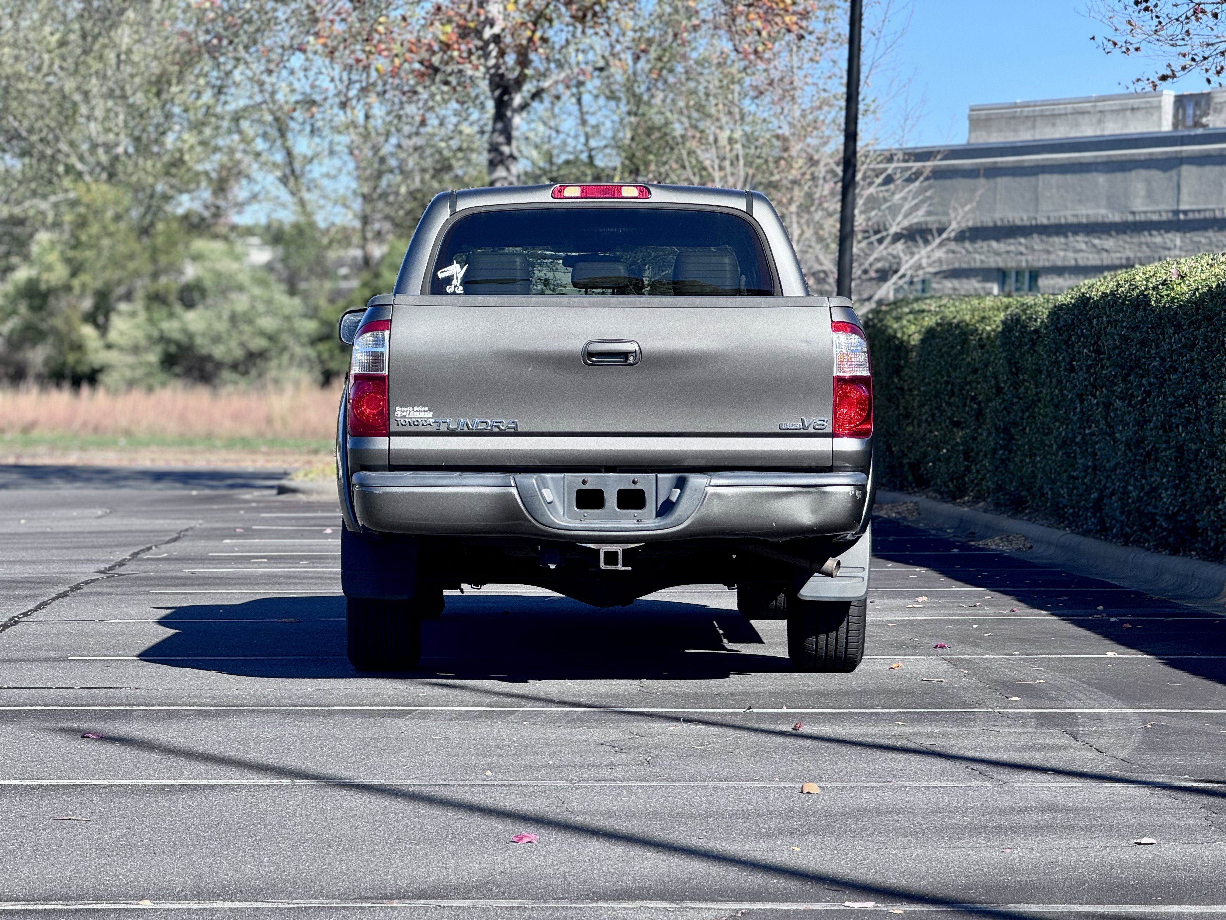 Used 2005 Toyota Tundra Limited w/ All Weather Guard Pkg RWD image 17