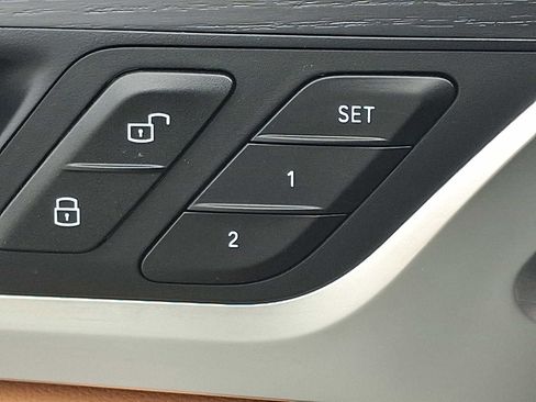 Used 2023 BMW X3 xDrive30i w/ Premium Package w/ZPA image 26