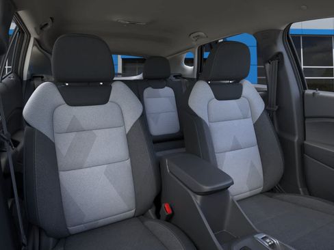 New 2026 Chevrolet Trax LS w/ LS Convenience Package FWD image 16