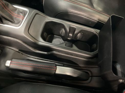 Used 2019 Jeep Wrangler Unlimited Rubicon image 17