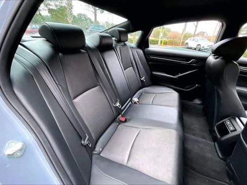 Used 2021 Honda Accord Sport image 19