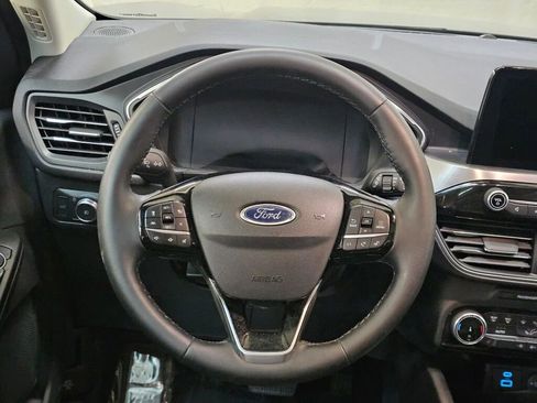 Used 2022 Ford Escape Titanium w/ Class II Trailer Tow Package AWD/4WD image 19