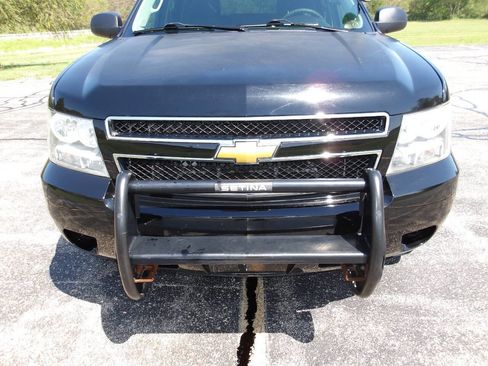 Used 2014 Chevrolet Tahoe 4WD w/ Skid Plate Package image 24