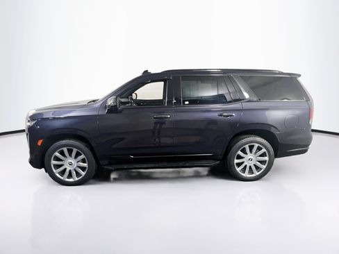 Used 2022 Cadillac Escalade Luxury w/ LPO, Illumination Package AWD/4WD image 8